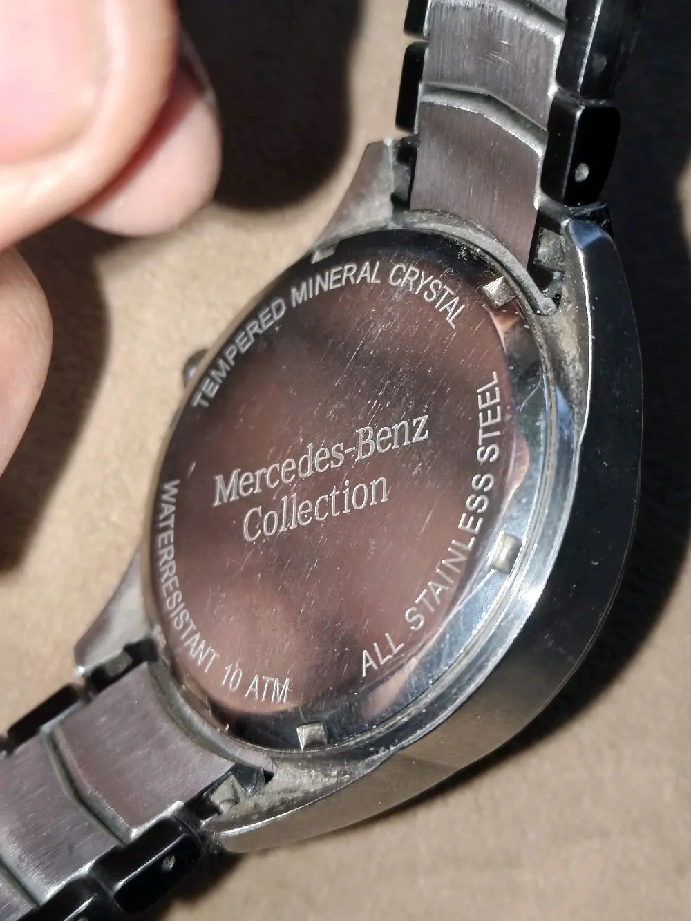 مرسيدس-بنز.