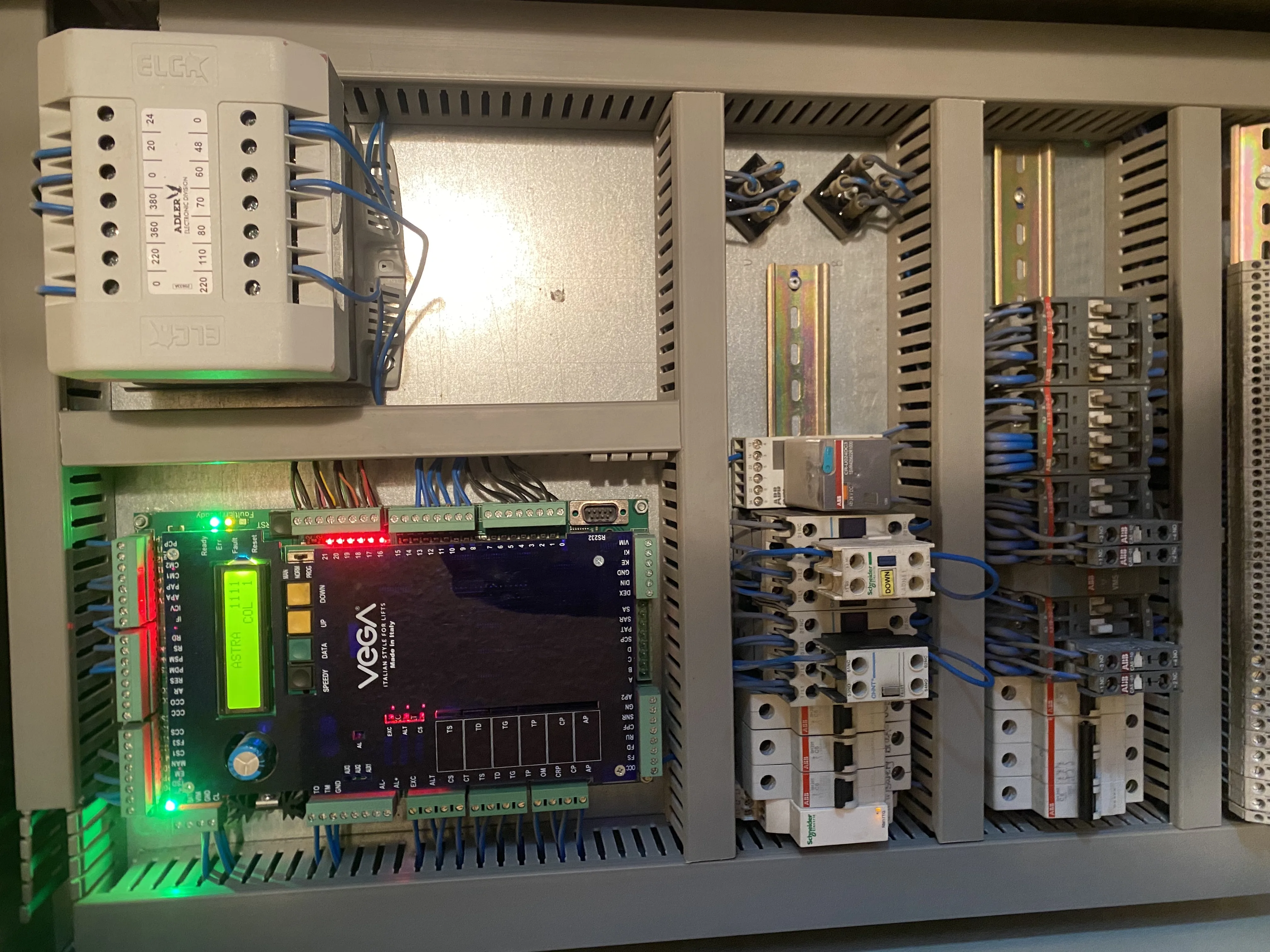 الكردي لصيانة المصاعد