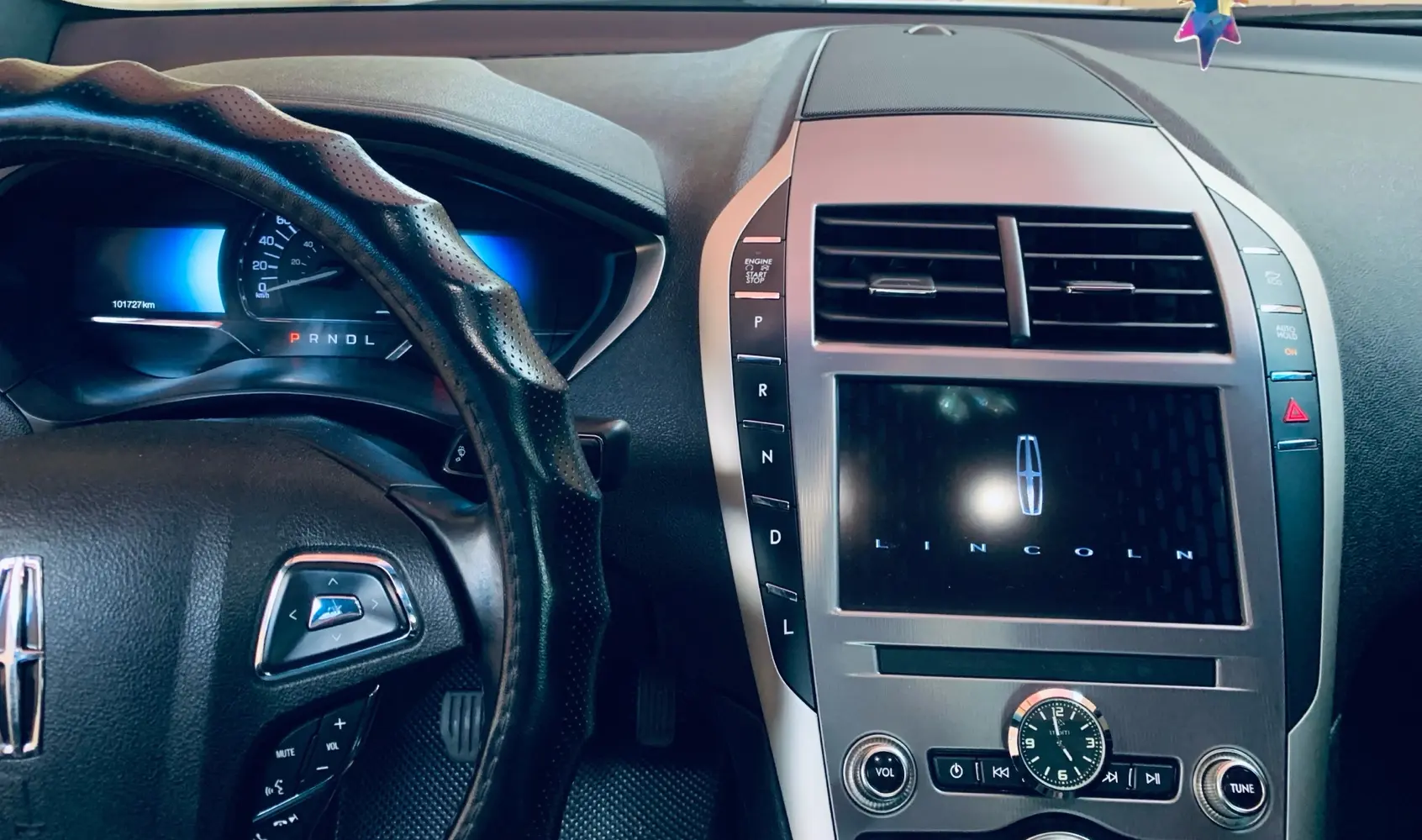 Lincoln MKZ Hybrid 2019 مميزة جدا  للبيع