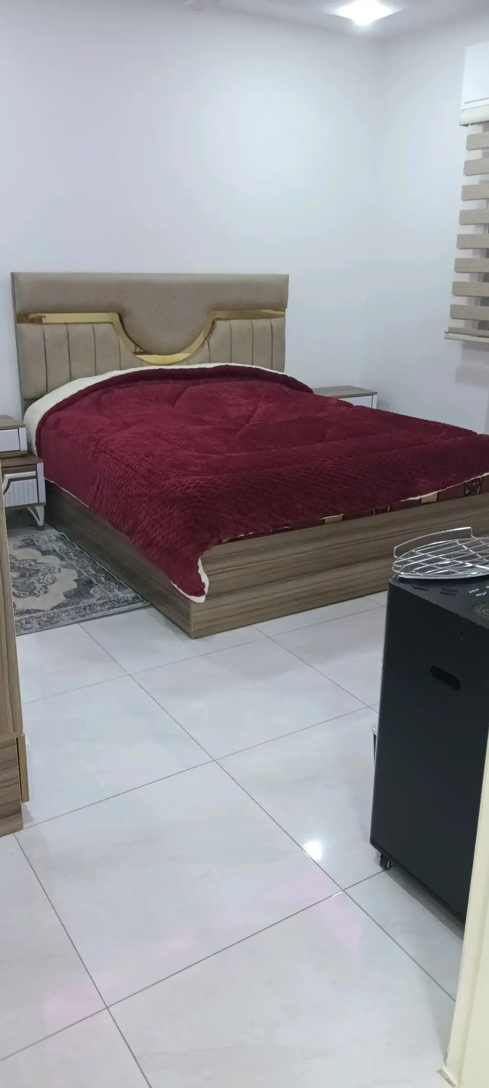 شقة مفروشة ديلوكس للايجار من المالك مباشرة الجاردنز خلف سيفوى شميساني