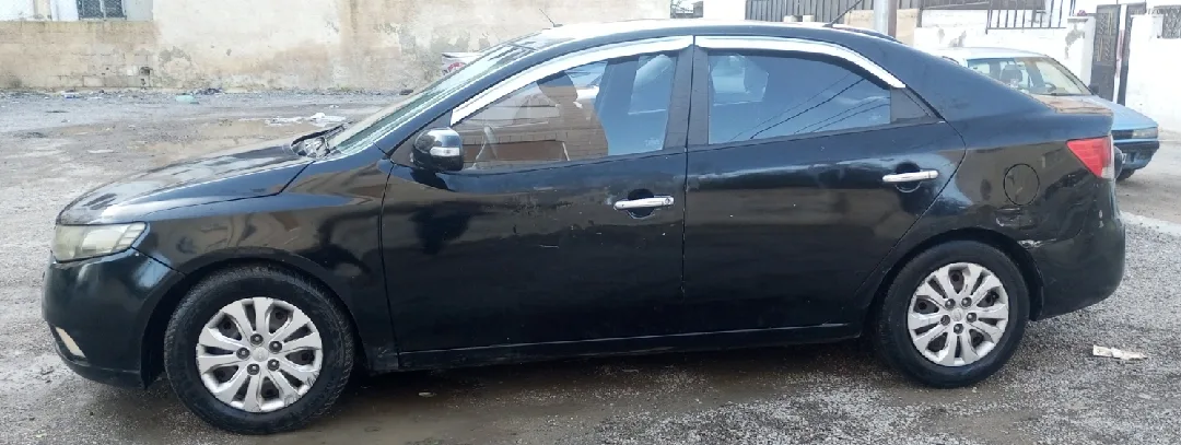 كيا سيراتو 2011