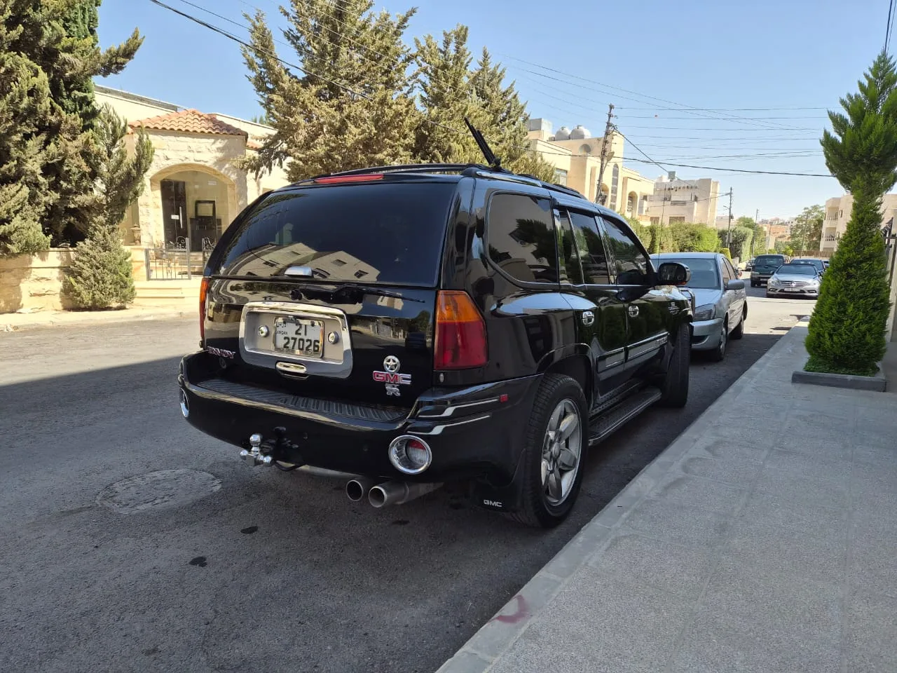 للبيع: GMC Envoy - بحالة الوكالة (فحص كامل) ? 2005?