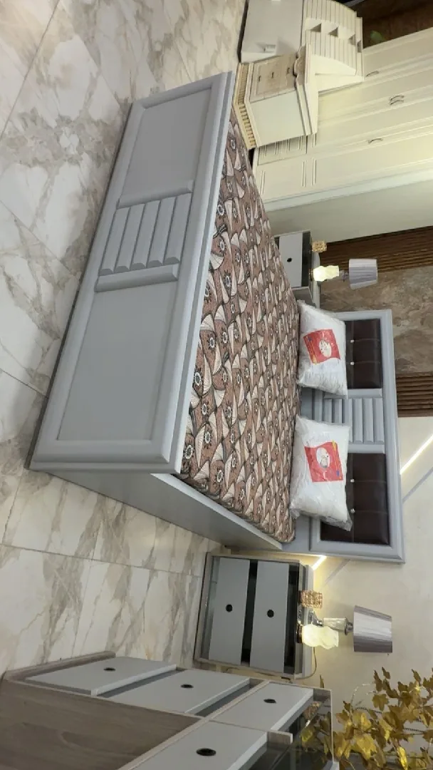 غرفة نوم ماستر modern 🛌✨ 📌فل لاتيه 18 و زان 🪵📌عمق 60_سم 👌📌لون مميز 🩶✨📌سكك هايدرو
