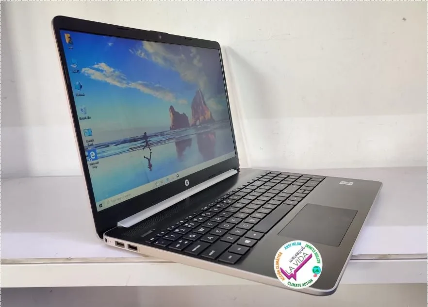 لاب توب للبيع