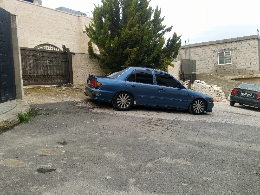 متسوبيشي لانسر 1993