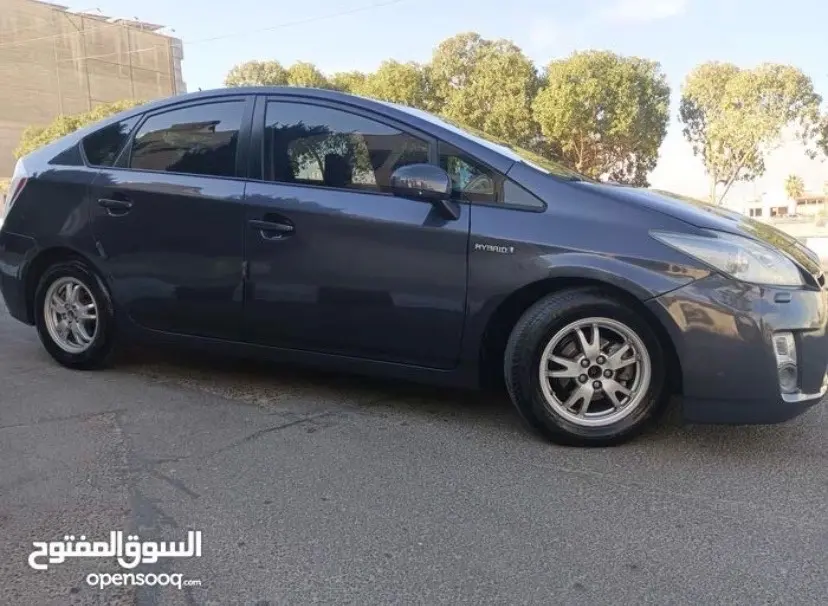 تويوتا بريوس 2011 TOYOTA PRIUS