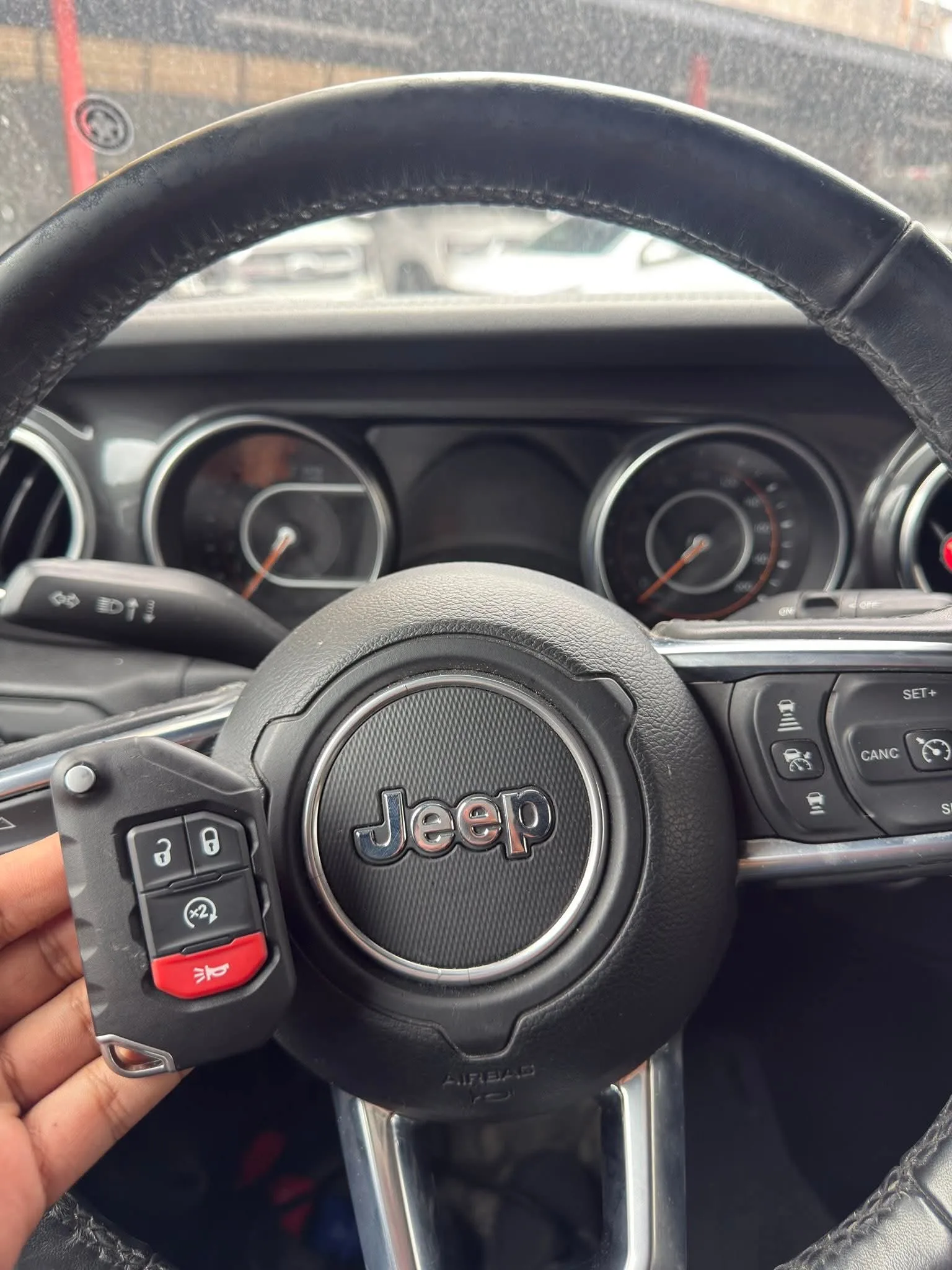 مفاتيح و ريموتات وكل ما يتعلق بتكنولوجيا المفاتيح