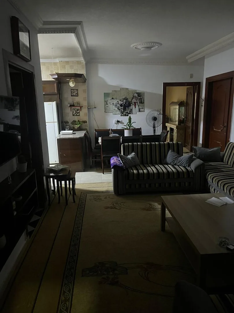 شقه للبيع طالق ارضي