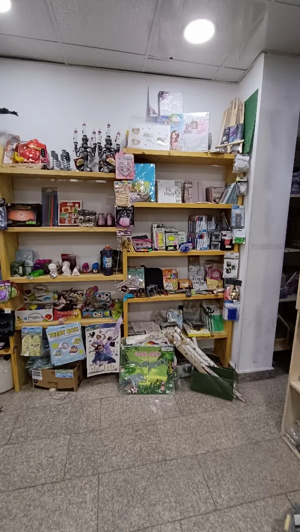 تصفية محل جومارت - بضاعة نثريات ومستوردات مميزة للبيع