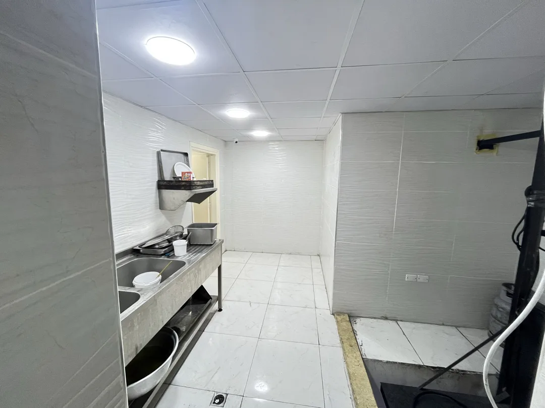 ملحمة ومشاوي للبيع