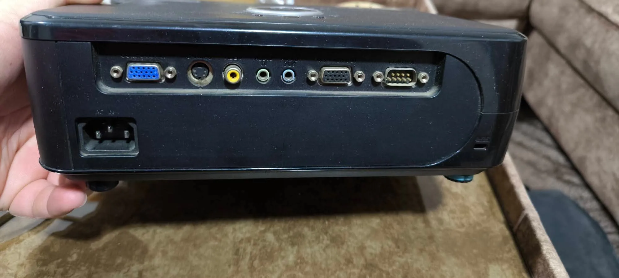 بروجكتور توشيبا