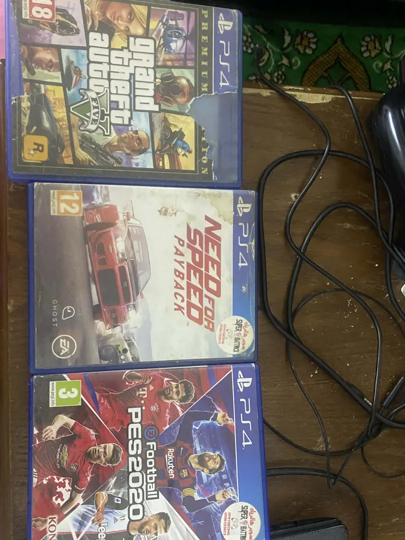 PS4 slim 500 GB