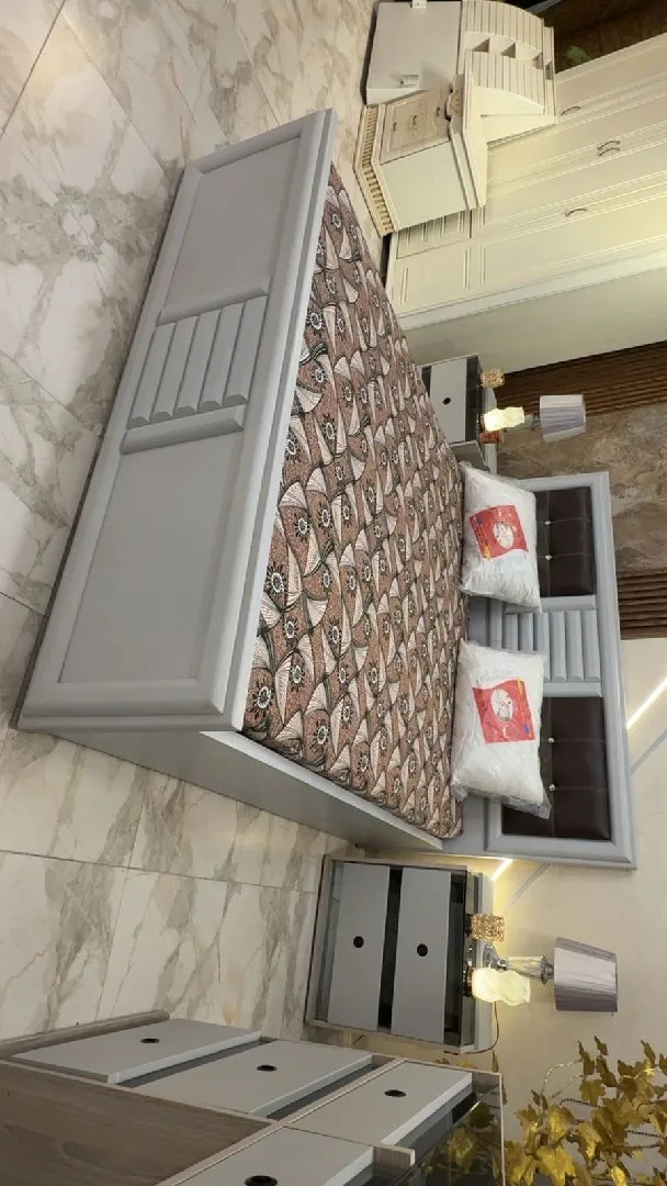 غرفة نوم ماستر modern 🛌✨ 📌فل لاتيه 18 و زان 🪵📌عمق 60_سم 👌📌لون مميز 🩶✨📌سكك هايدرو