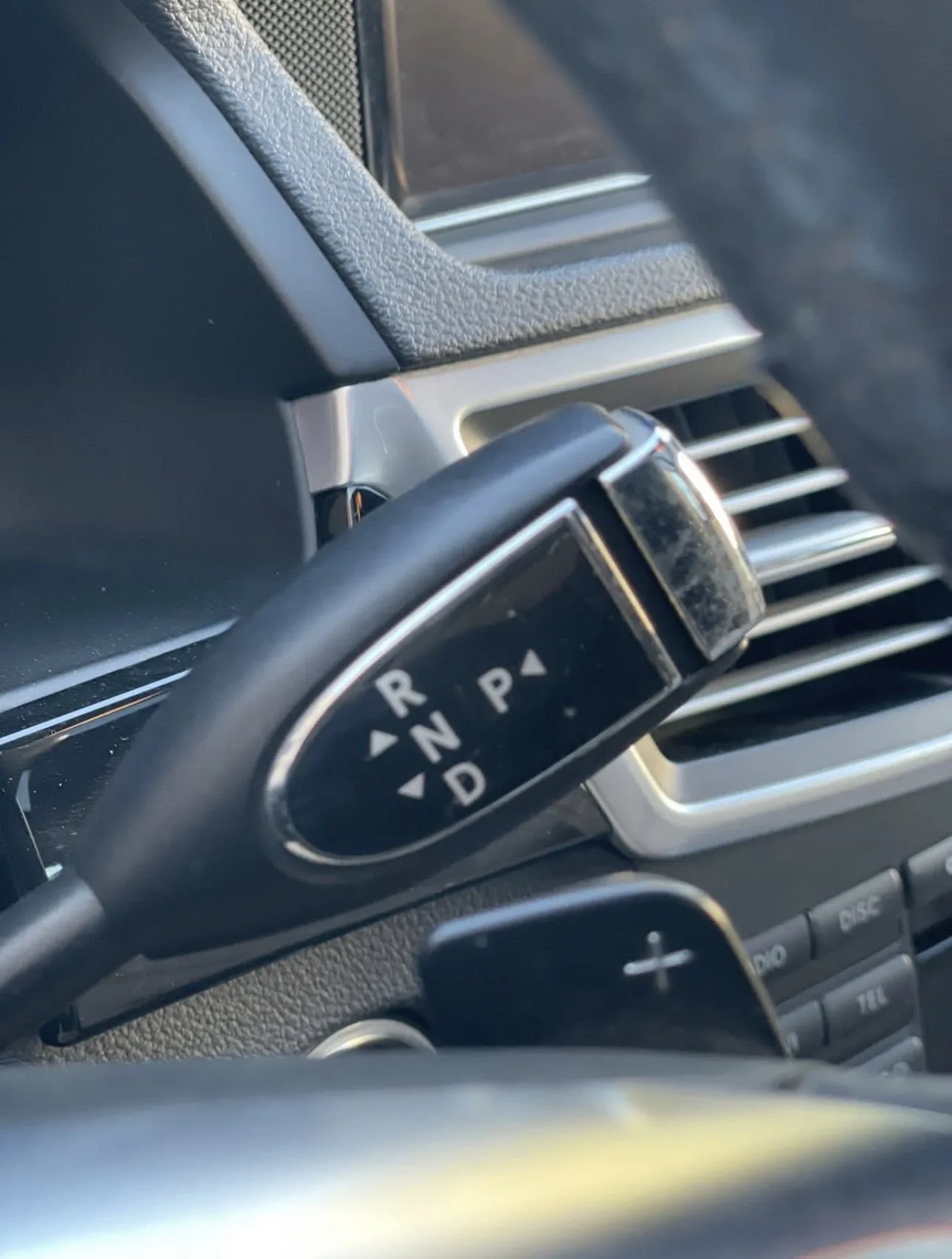 🚘 مرسيدس E200 AMG – موديل 2013 | فل أوبشن | واجهة رياضية