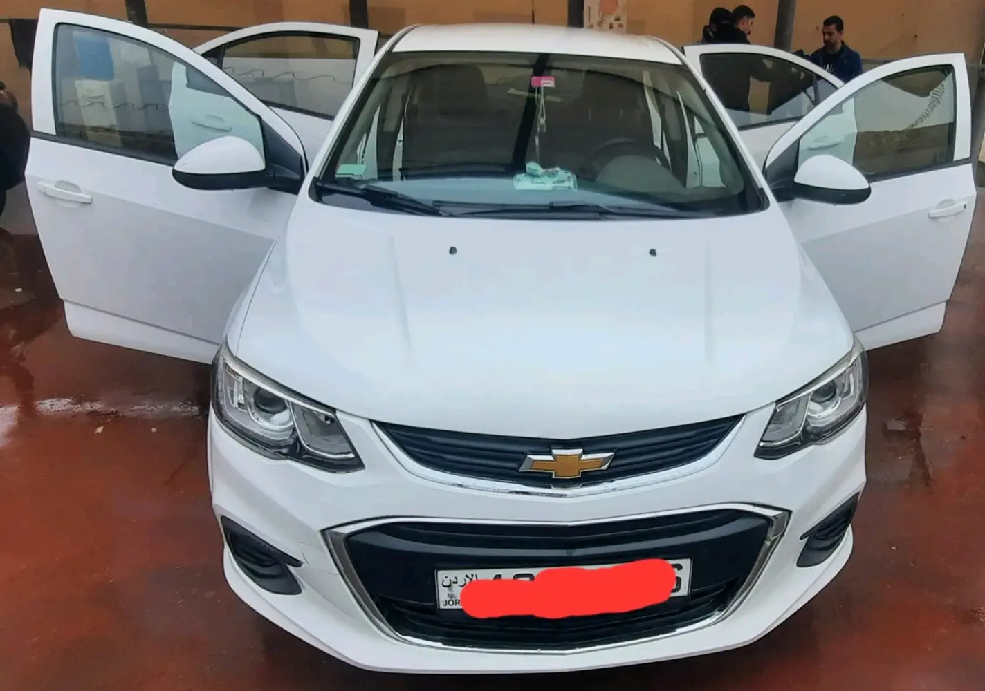 شفروليه أفيو 2018 لون ابيض سعر ٦٠٠٠ كاش