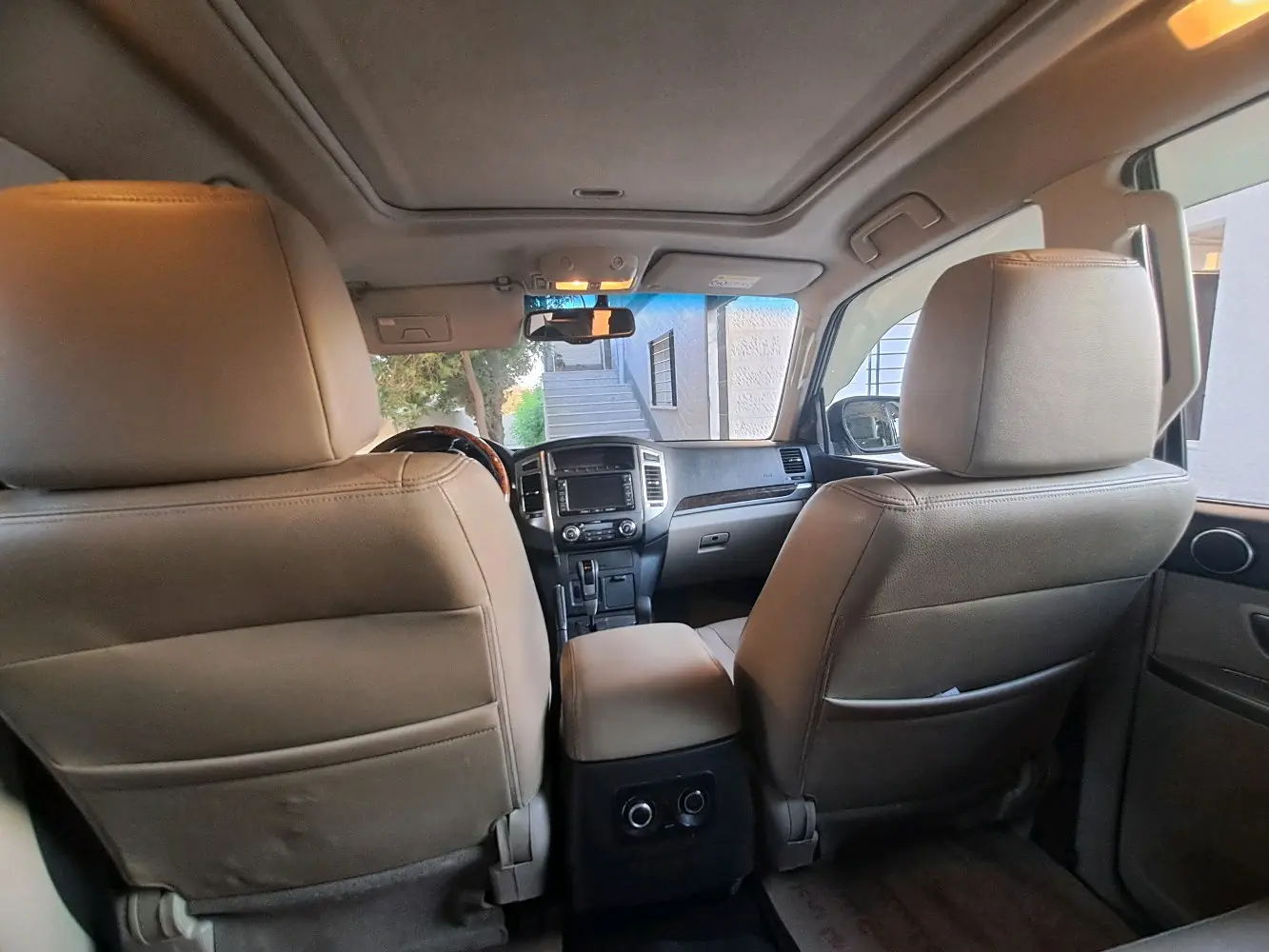 متشوبيشي باجيرو 2015