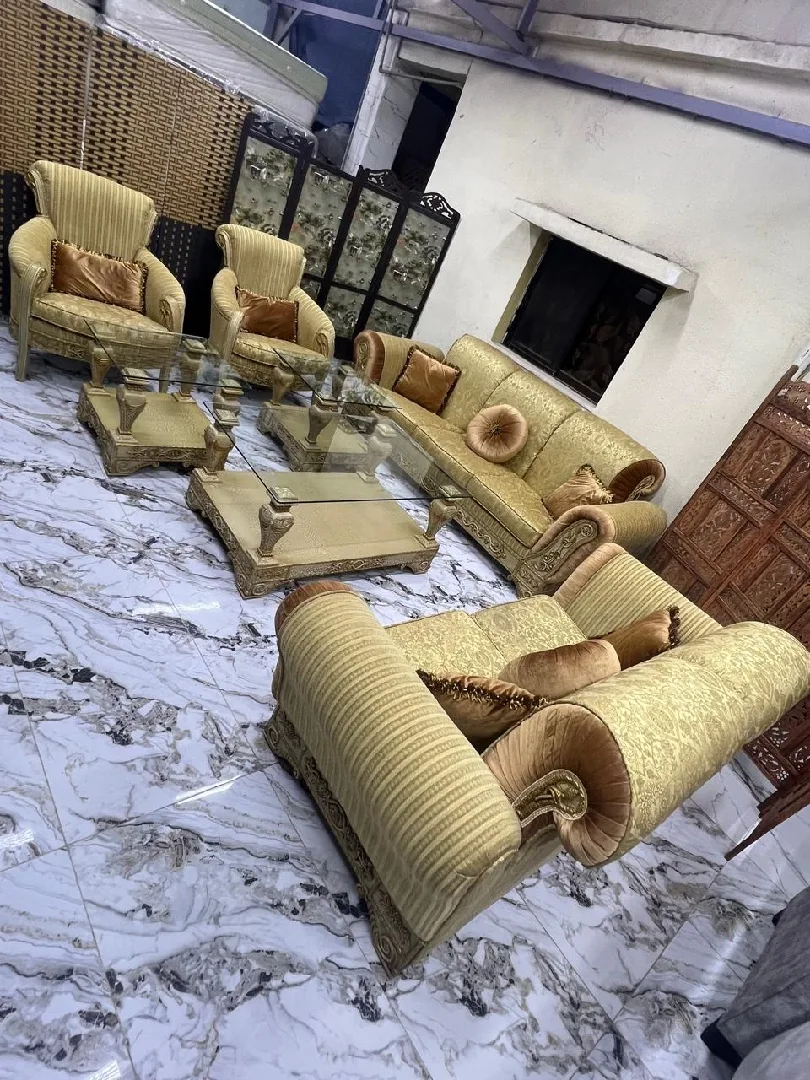طقم كنب للبيع