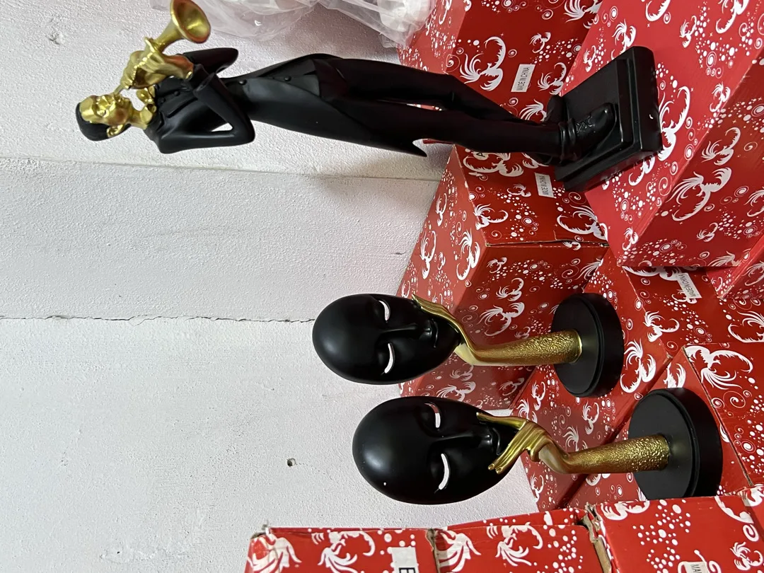 تشكيلة واسعة من تحف الرزن اسعار جيدة وقطع مميزة يوجد اكثر من ٣٠ موديل