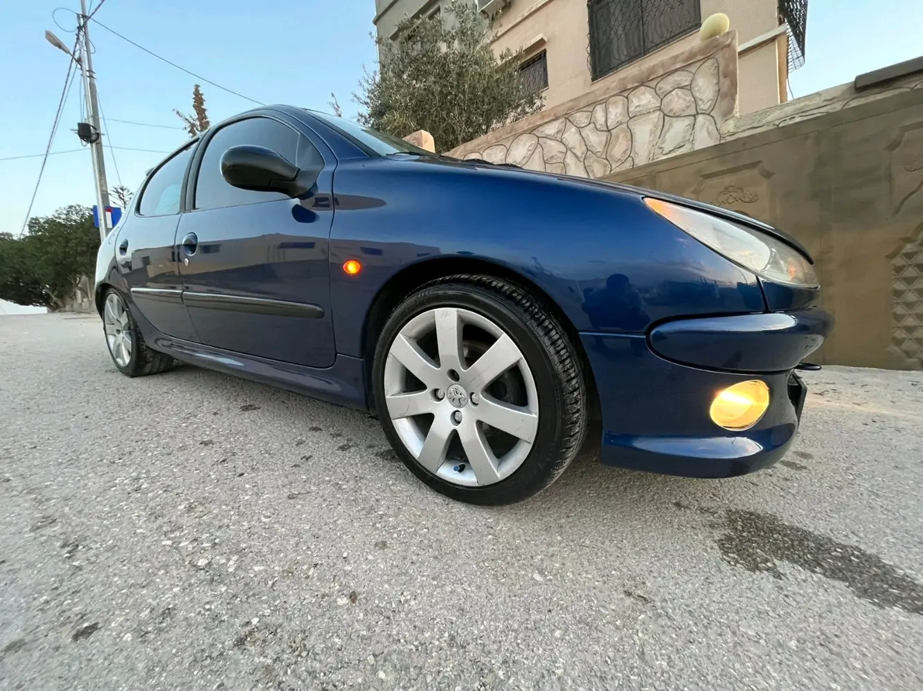 بيجو 206 موديل 2006 جير عادي