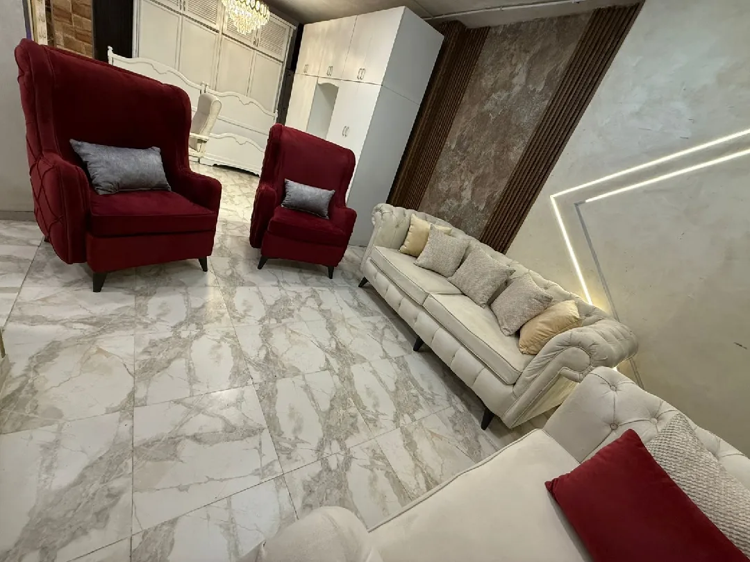 طقم كنب modern 🛋️ راقي جداً ، 7 مقاعد 💺، خشب سويد 🪵 بالكامل ، اسفنج دانلوب ، قماش