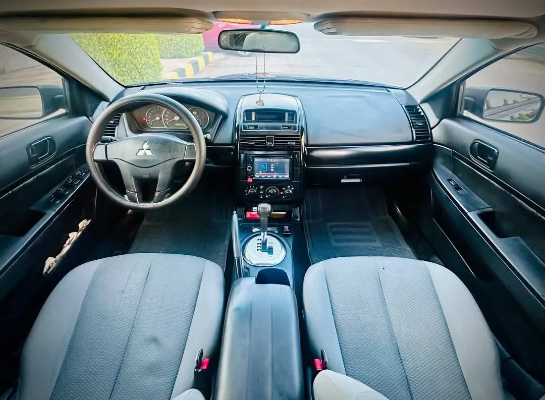 مركبة متسوبيشي جالانت 2007 للبيع