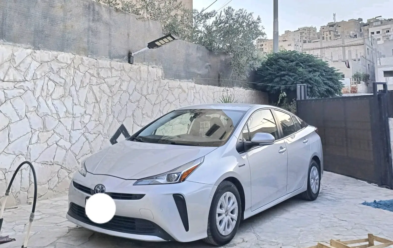 تويوتا بريوس  للبيع او البدل٢٠٢١