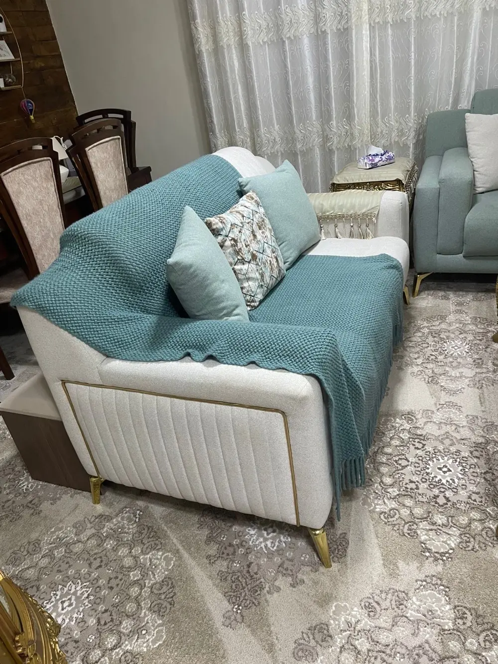 طقم كورنر و طاولة سفرة للبيع
