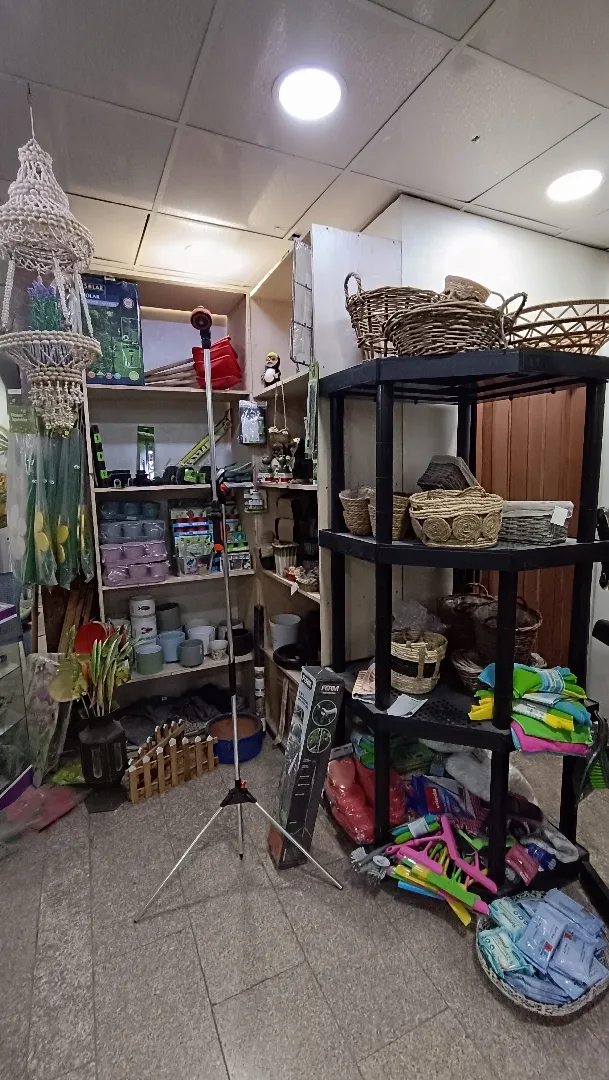 تصفية محل جومارت - بضاعة نثريات ومستوردات مميزة للبيع