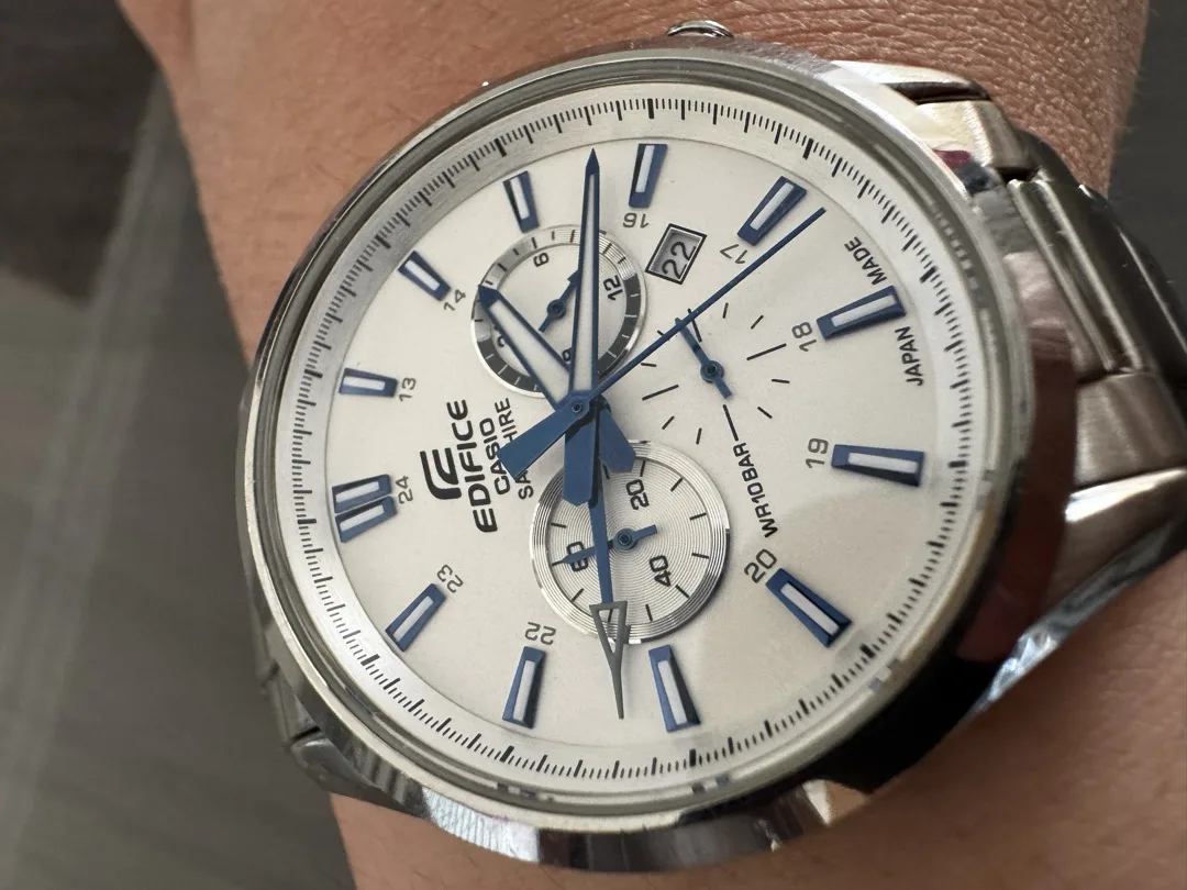 ساعة Casio Edifice Sapphire أصلية — ستانلس ستيل / Japan Mov’t / WR 10BAR