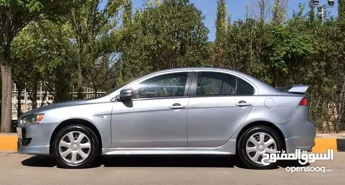 للبيع او البدل ميتسوبيشي لانسر ex 2016