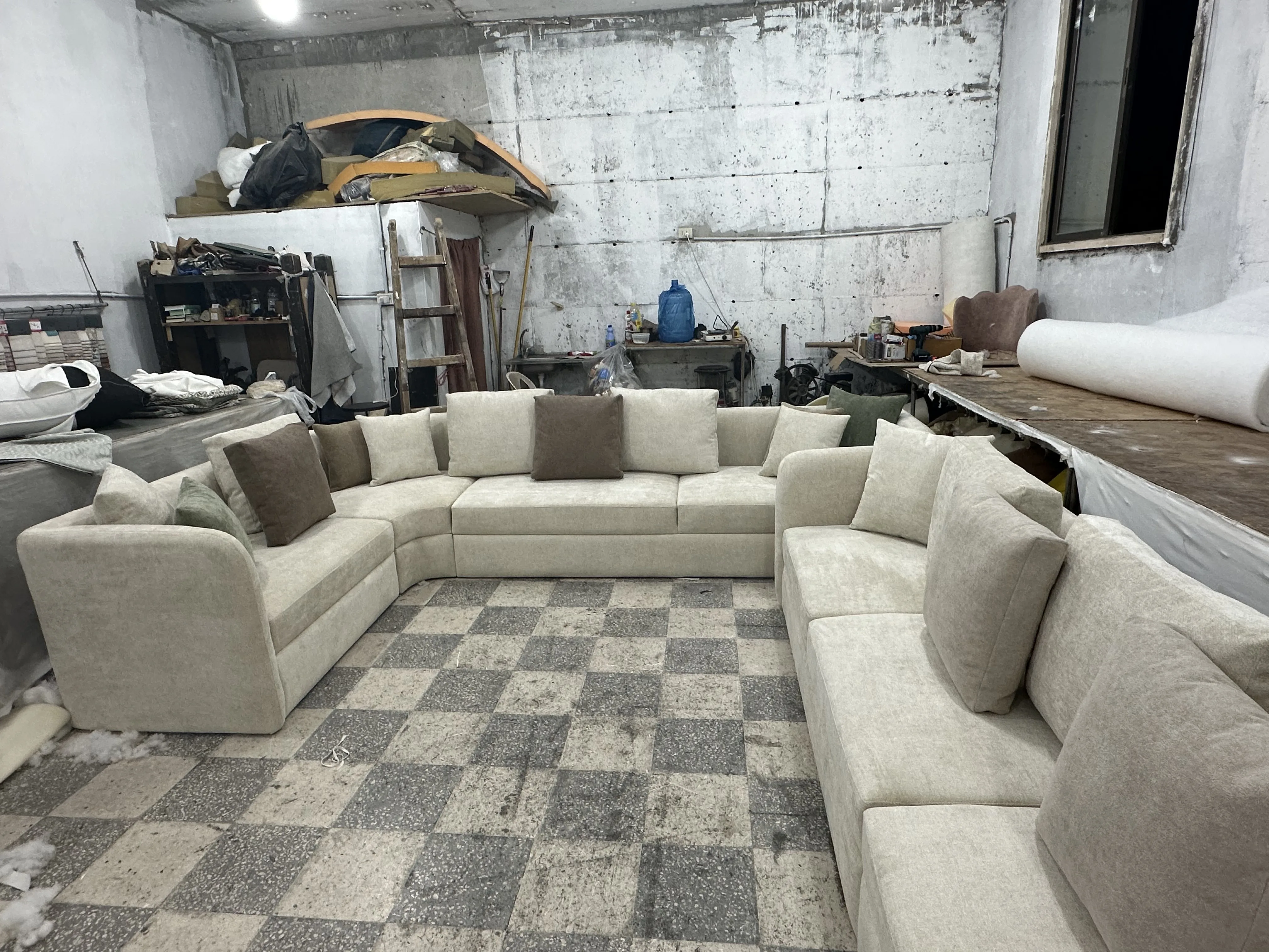 تنجيد و تفصيل اطقم كنب بأفضل الاسعار و اعلى جودة