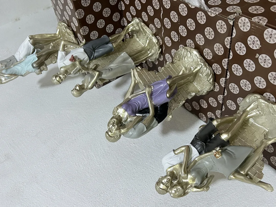 تشكيلة واسعة من تحف الرزن اسعار جيدة وقطع مميزة يوجد اكثر من ٣٠ موديل