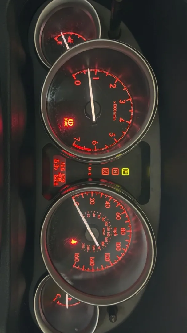 سيارة مازدا زووم للبيع