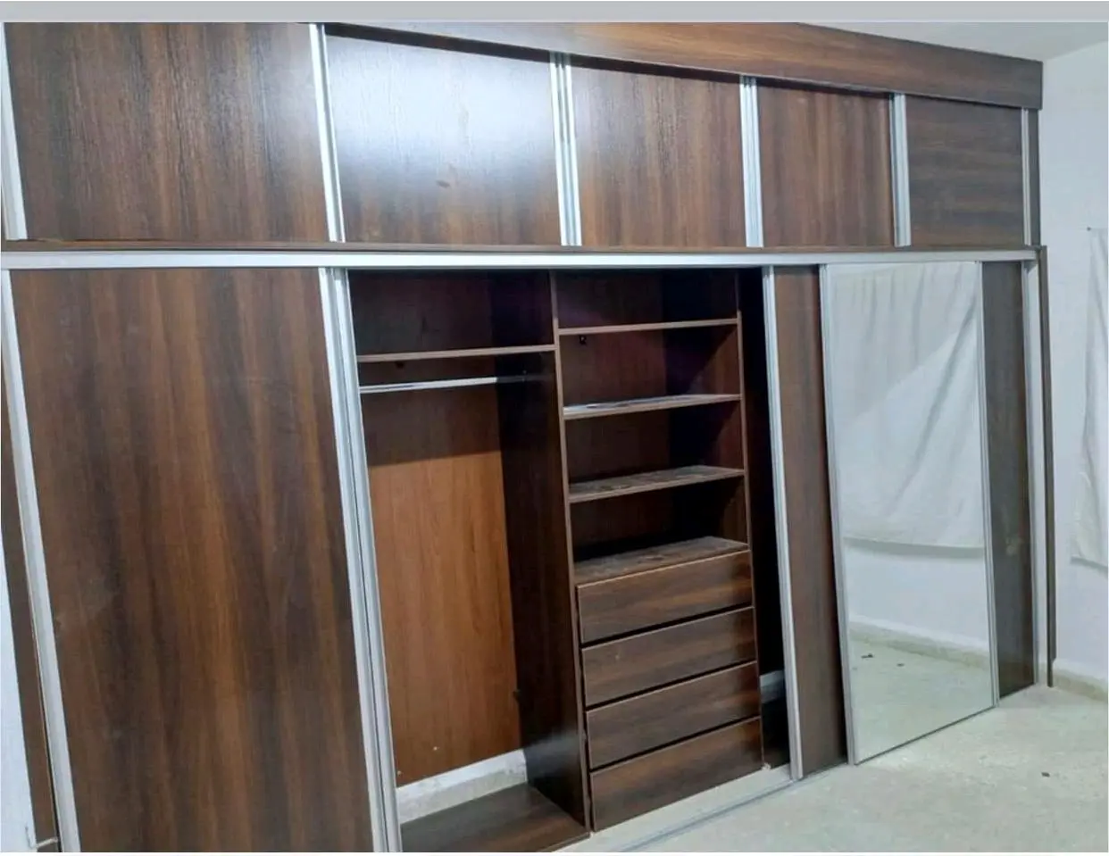 نجار ديكور بالخدمة وبأسعار تنافسية