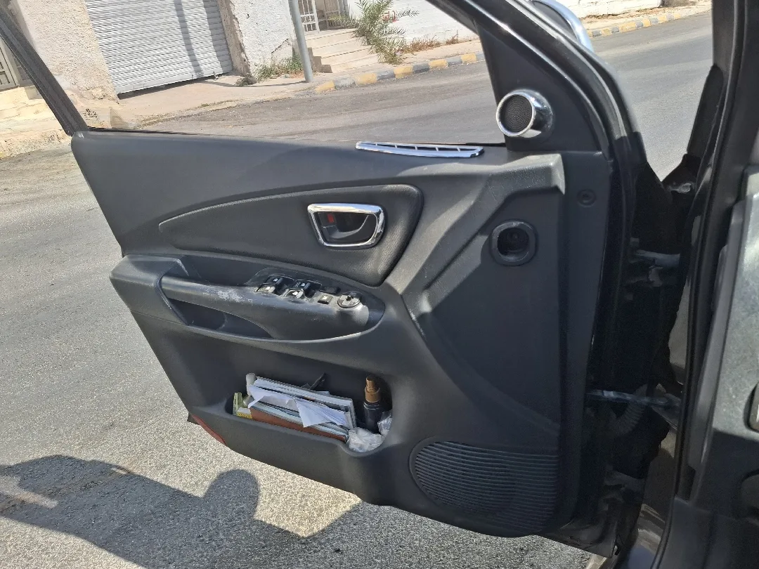 للبيع