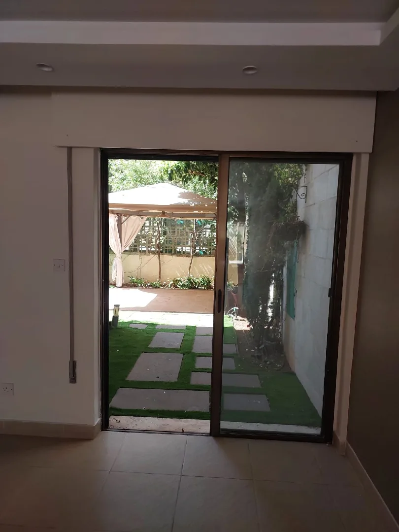 بيوت بعمان للبيع