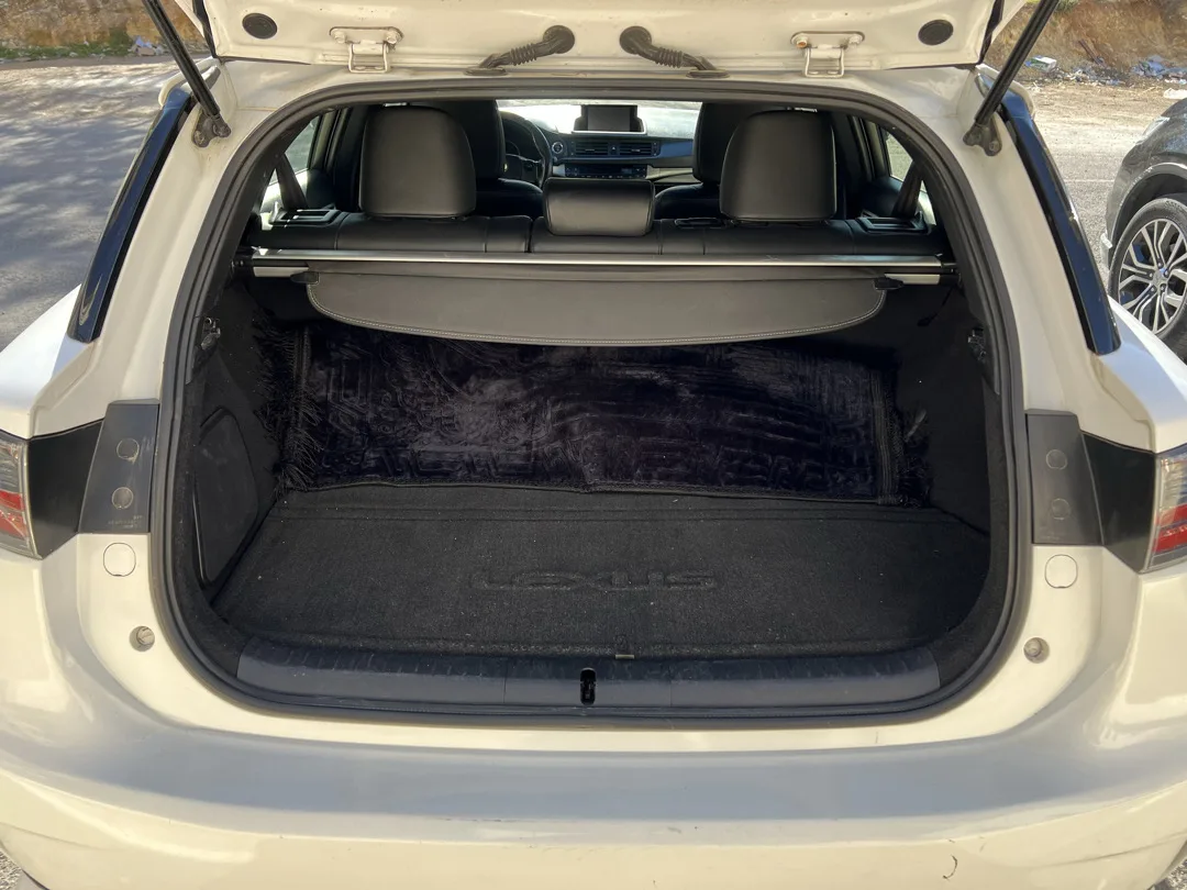 سياره لكزس اف سبورت هايبرد ٢٠١٥ فل الفل فحص كامل للبيع