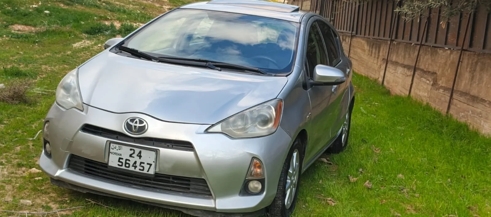 تويوتا بريوس C فل كامل اعلى صنف
