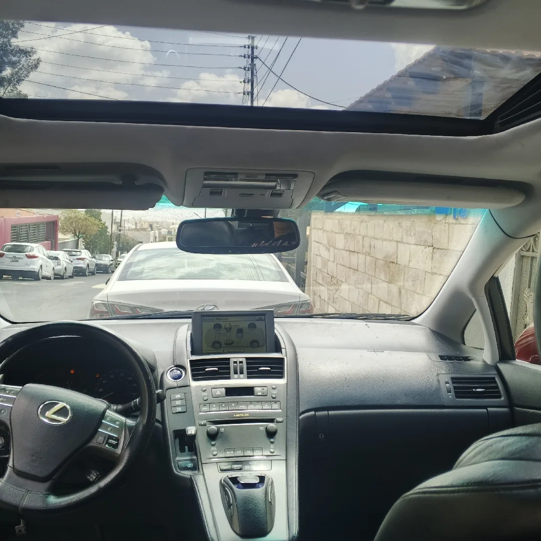 لكزس 2011/ hs250h