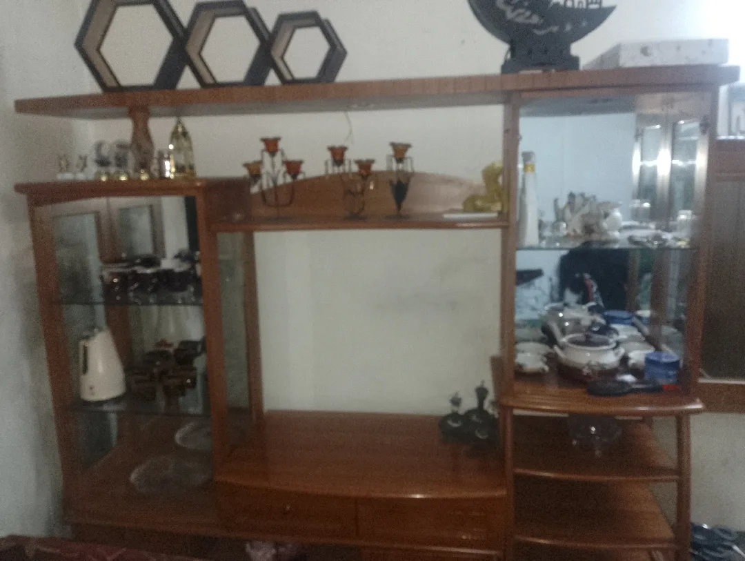 بوفيه بحاله جيده
