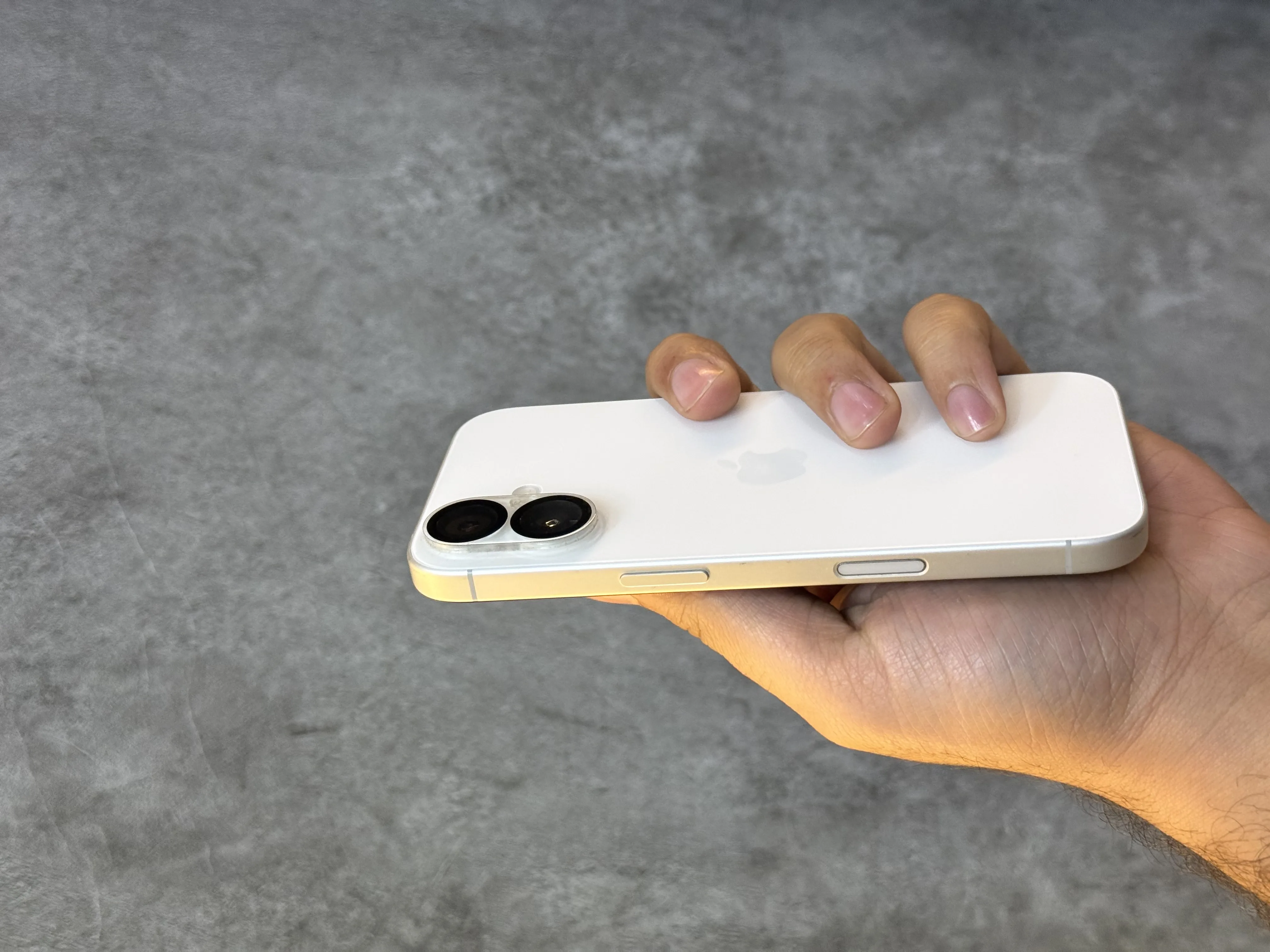 iphone 17 شرق اوسط مدخل خط