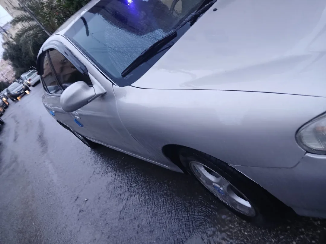 هونداي افانتي  ١٩٩٥