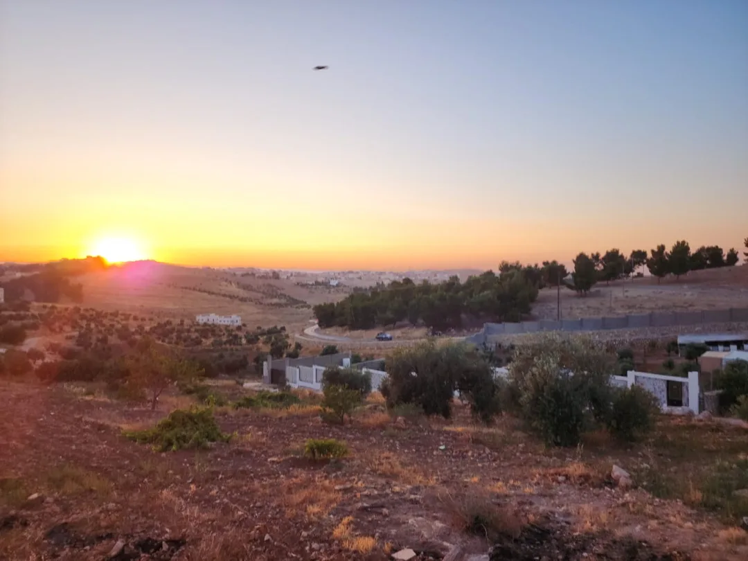 مزرعة مميزة مفروزة مخدومة على ٣ شوارع