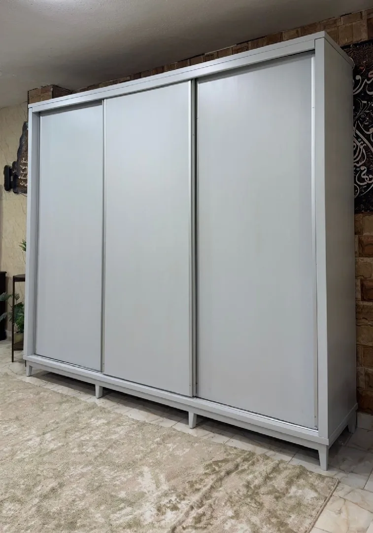 غرفة نوم ماستر modern 🛌✨ 📌فل لاتيه 18 و زان 🪵📌عمق 60_سم 👌📌لون مميز 🩶✨📌سكك هايدرو
