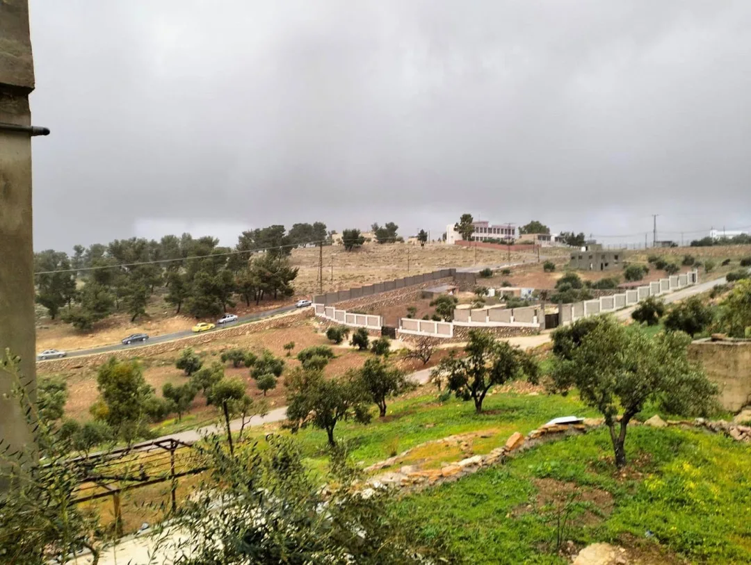 مزرعة مميزة مفروزة مخدومة على ٣ شوارع