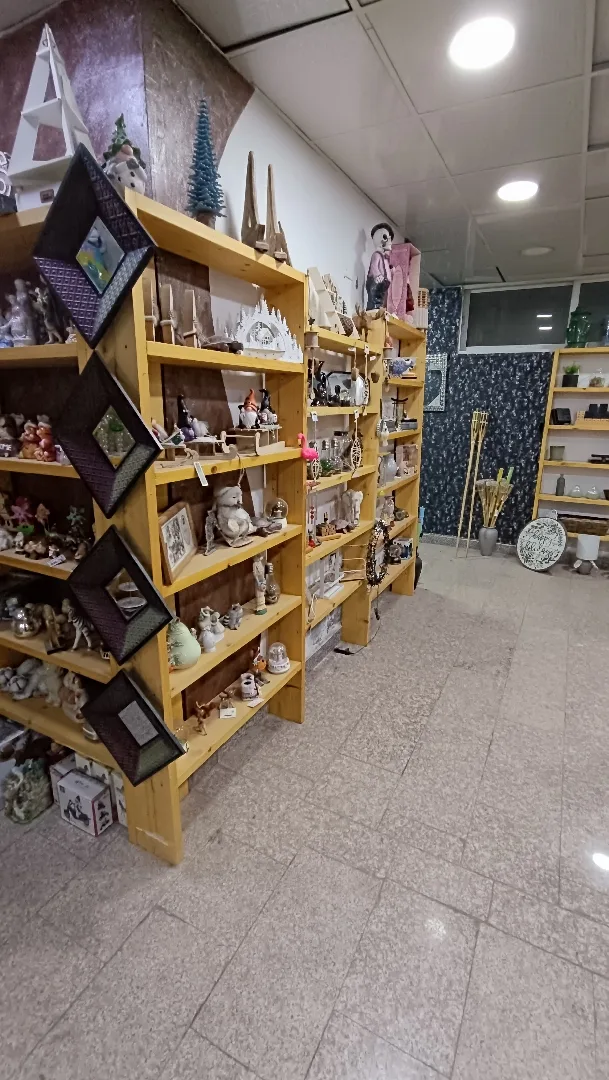 تصفية محل جومارت - بضاعة نثريات ومستوردات مميزة للبيع