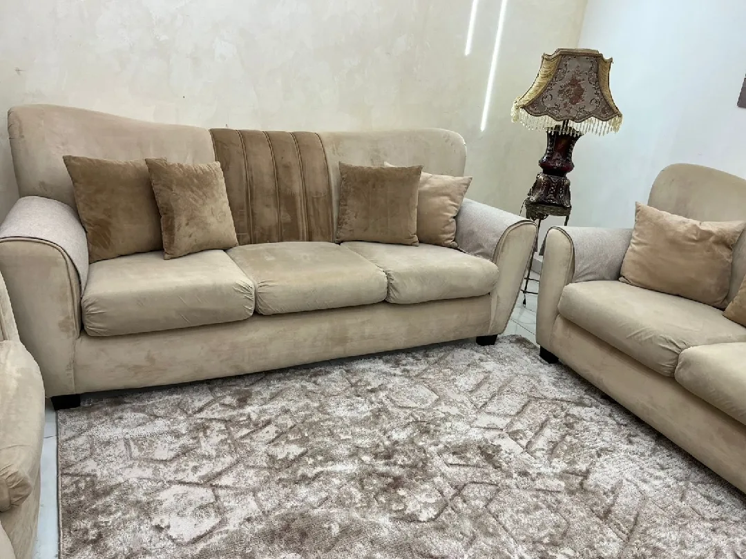 طقم كنب بحاله الوكاله