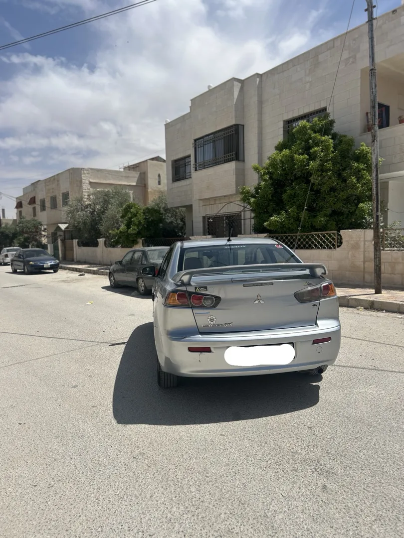 متسىوبيشي لانسر فراشه ماتور 2000cc