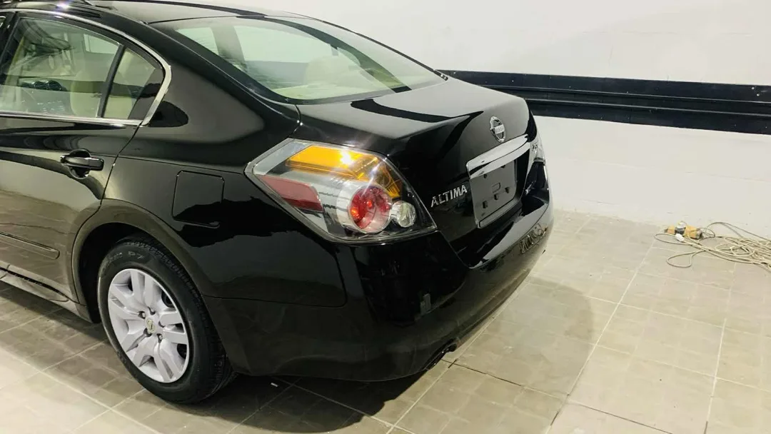 نيسان التيما ٢٠١١ بنزين