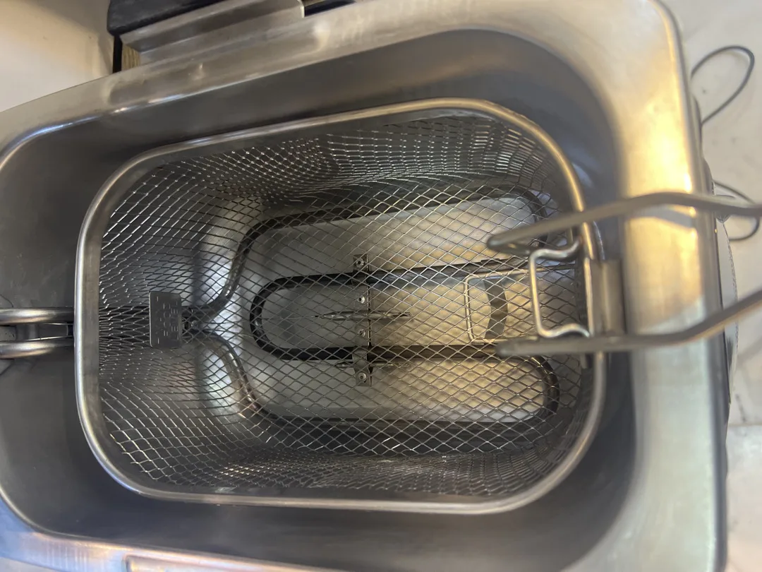 قلاية زيت كهربائية ستيل 3 لتر